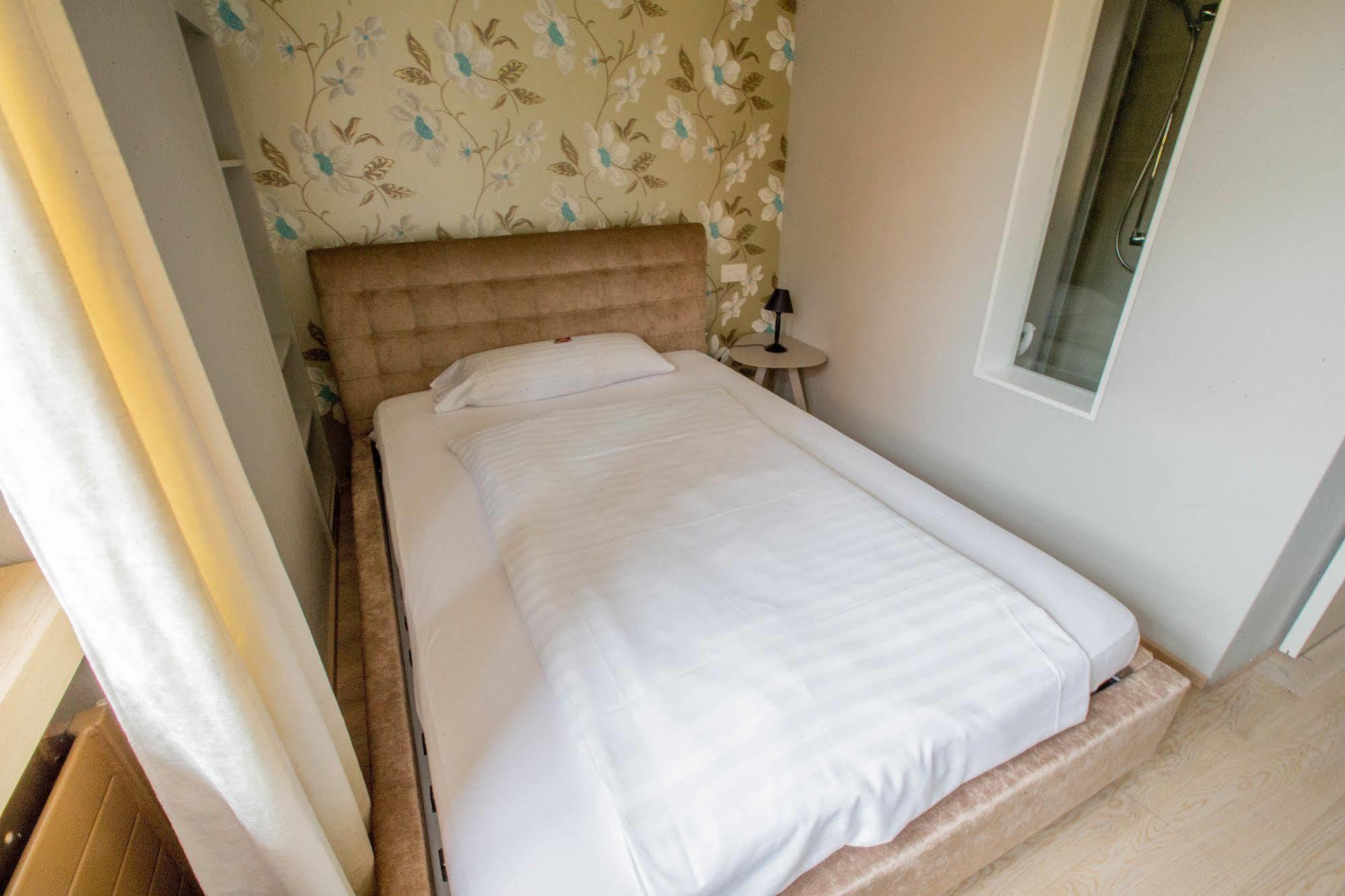 Gottlieber - Hotel Die Krone Gottlieben Bagian luar foto